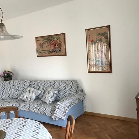 Appartamento Zia Vitto Bellano Bagian luar foto